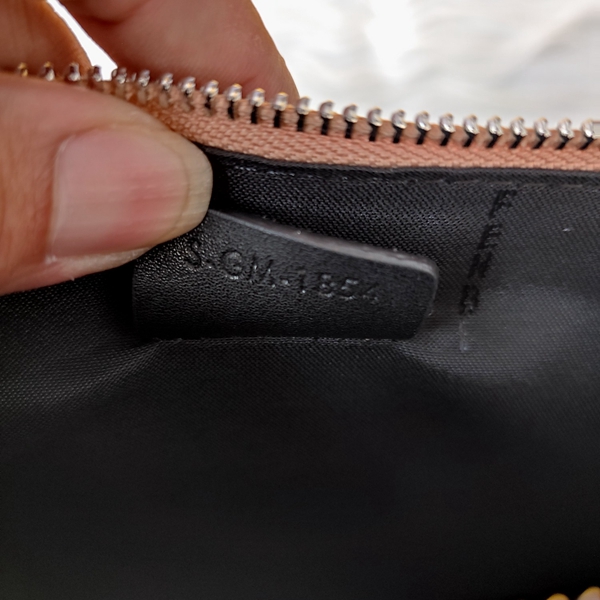 超激安ブランド財布偽物全体デザイン